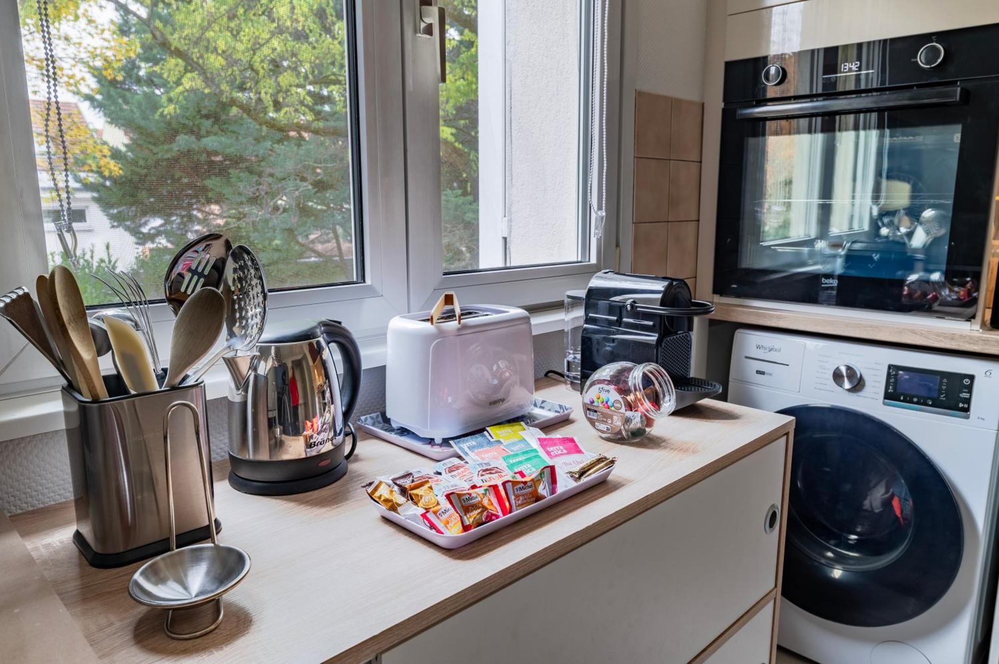 Appartement Cathyvoyages Com - Balcon - Netflix Prime Videoprojecteur - Garage Possible Ou Parking Gratuit Rue - Centre 8 Min Et Gare 5 Min En Tram - Confort Et Proprete