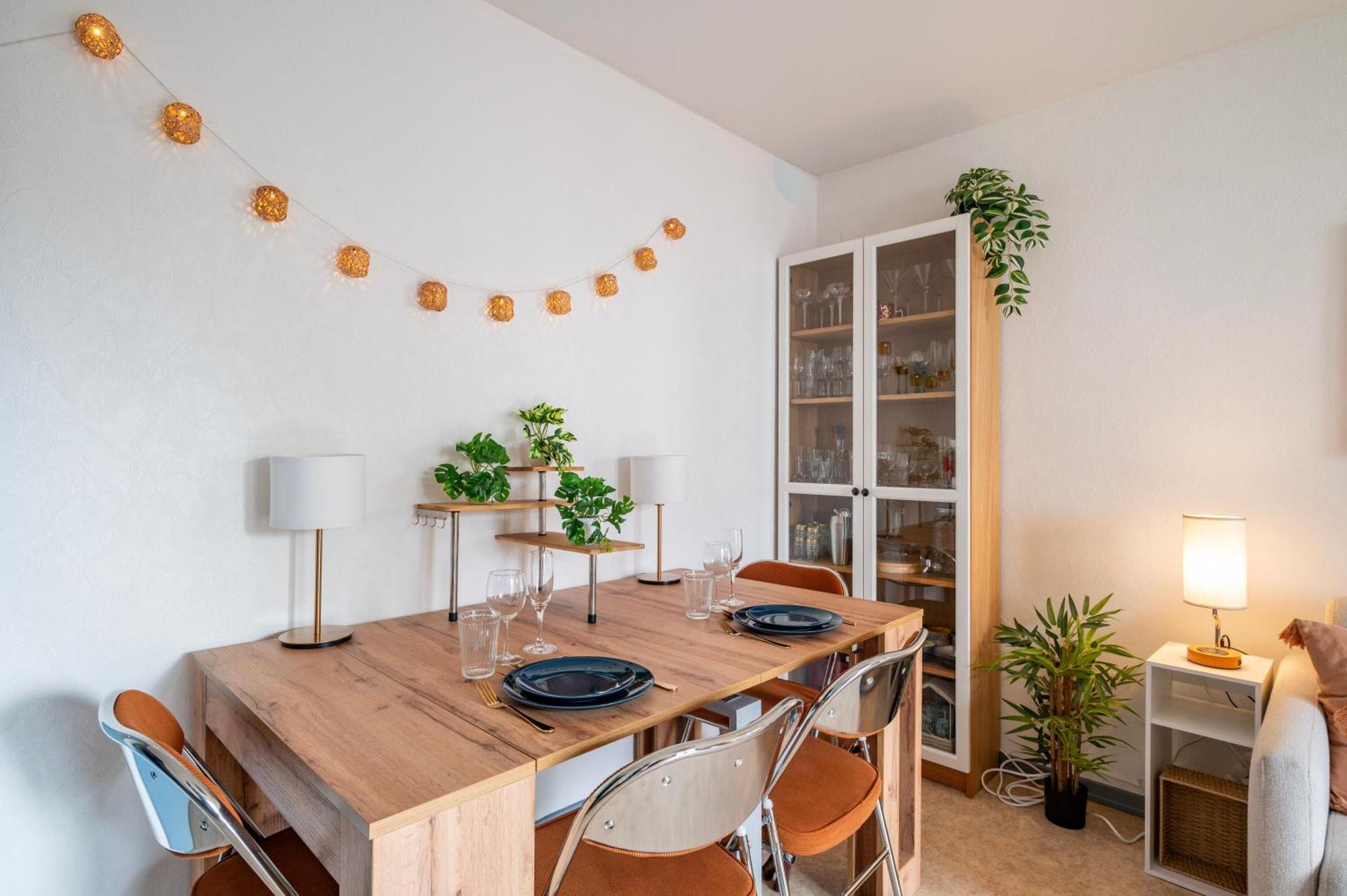 Cathyvoyages Com - Balcon - Netflix Prime Videoprojecteur - Garage Possible Ou Parking Gratuit Rue - Centre 8 Min Et Gare 5 Min En Tram - Confort Et Proprete * Straßburg